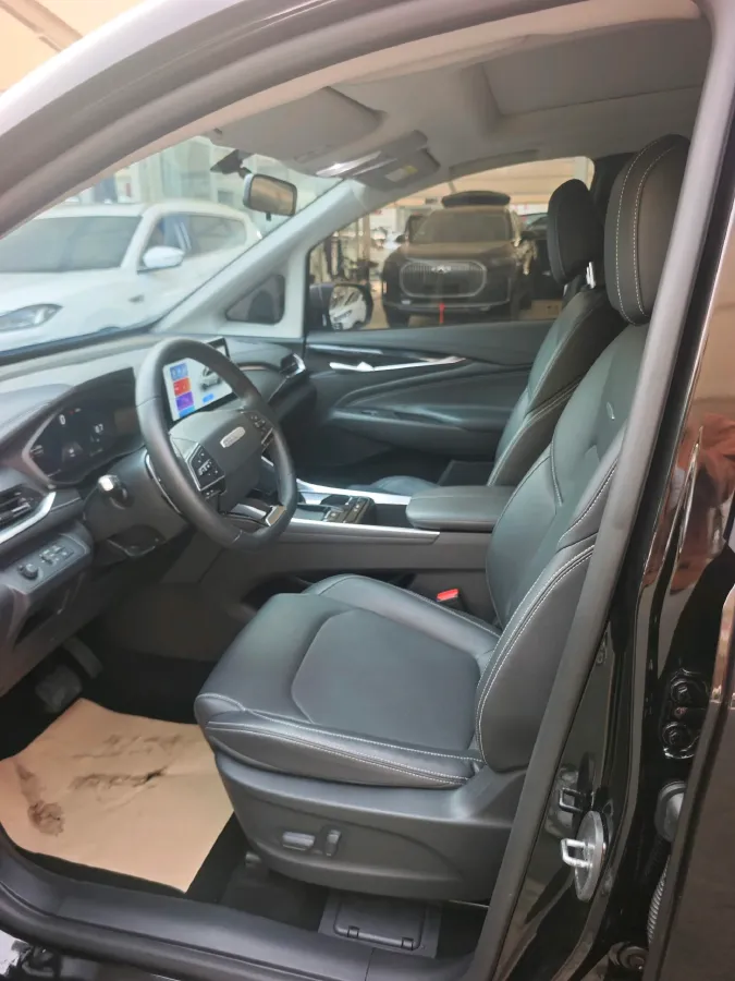 2023 MAXUS G50 1.5T 181HP L4 7DCT,autocango,china used car exporter,china ev exporter,chinese used car exporter,chinese used ev exporter