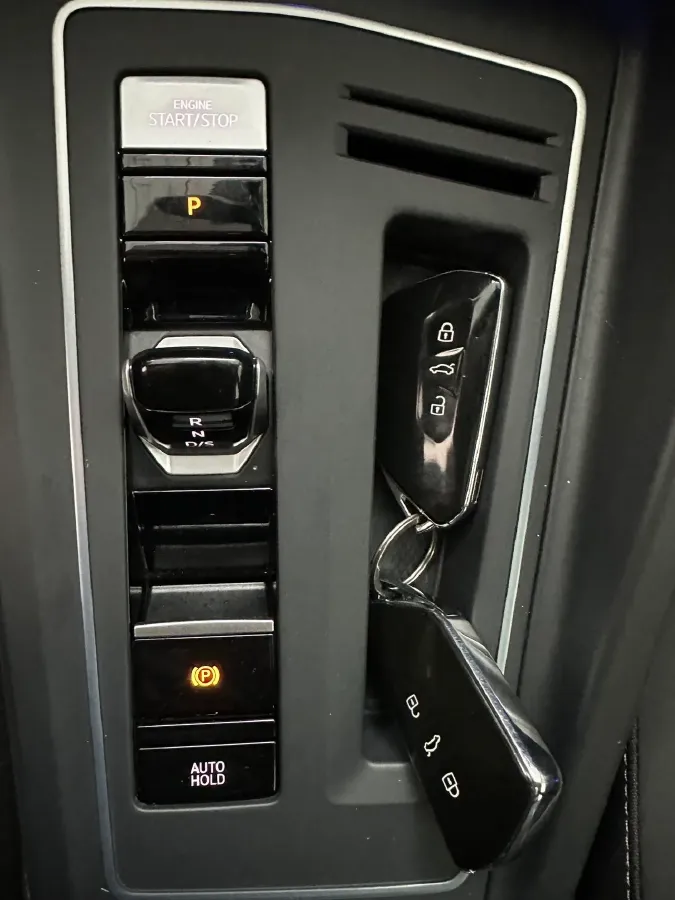 2023 Volkswagen Golf 1.4T 150HP L4 7DCT,autocango,china used car exporter,china ev exporter,chinese used car exporter,chinese used ev exporter