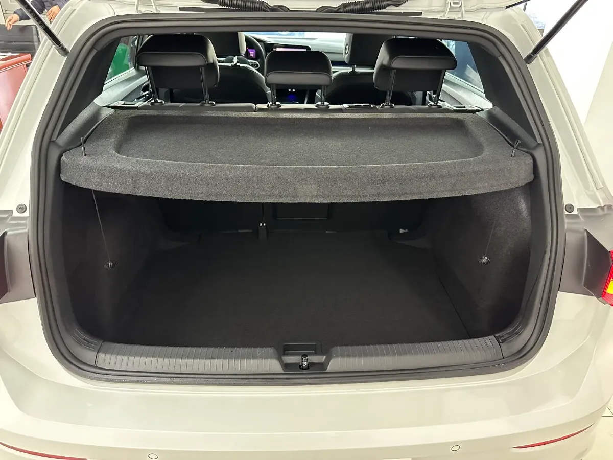 2023 Volkswagen Golf 1.4T 150HP L4 7DCT,autocango,china used car exporter,china ev exporter,chinese used car exporter,chinese used ev exporter