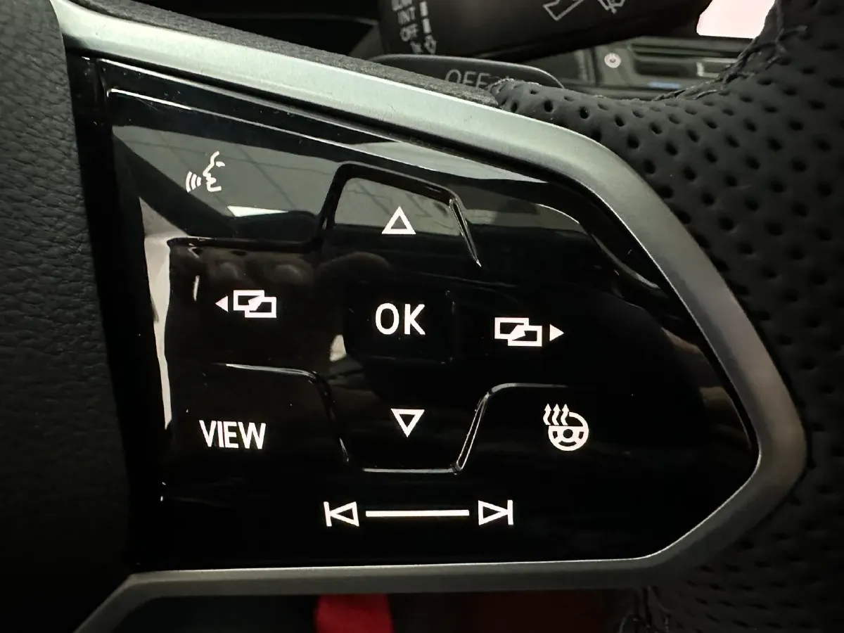 2023 Volkswagen Golf 1.4T 150HP L4 7DCT,autocango,china used car exporter,china ev exporter,chinese used car exporter,chinese used ev exporter