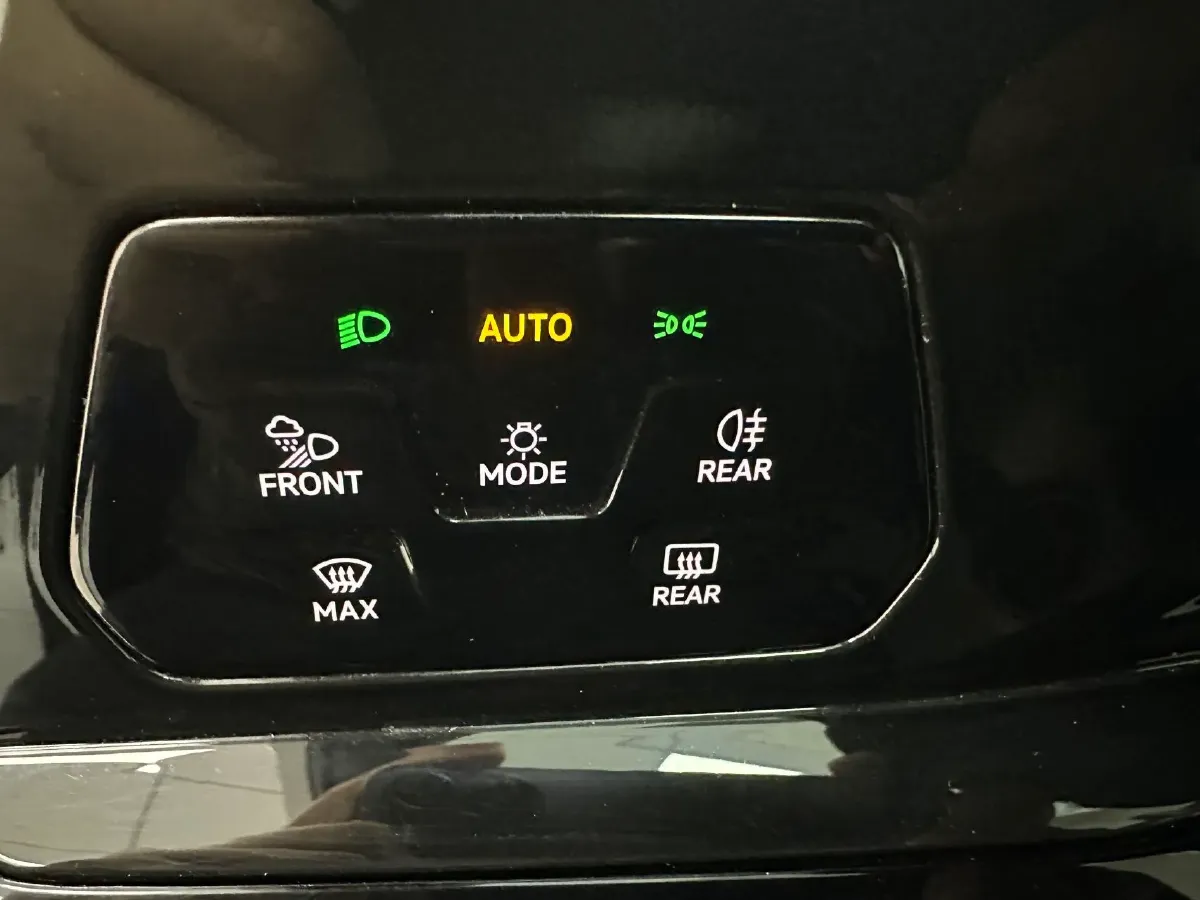 2023 Volkswagen Golf 1.4T 150HP L4 7DCT,autocango,china used car exporter,china ev exporter,chinese used car exporter,chinese used ev exporter