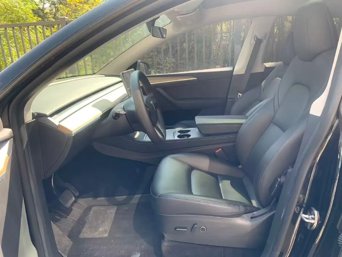 2022 Tesla Model Y BEV 60KWH,autocango,china used car exporter,china ev exporter,chinese used car exporter,chinese used ev exporter