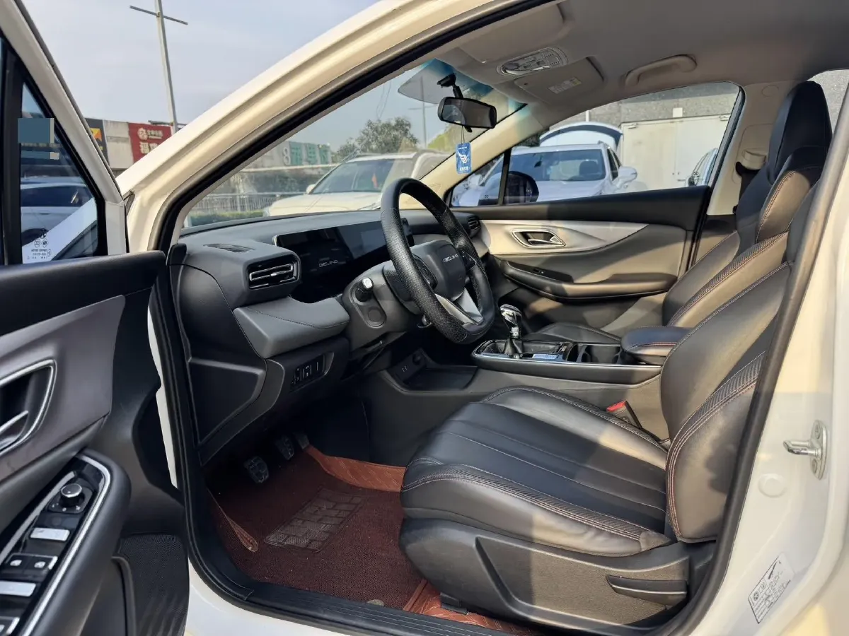 2020 BeiJing Auto U5 1.5L 116HP L4 5MT,autocango,china used car exporter,china ev exporter,chinese used car exporter,chinese used ev exporter