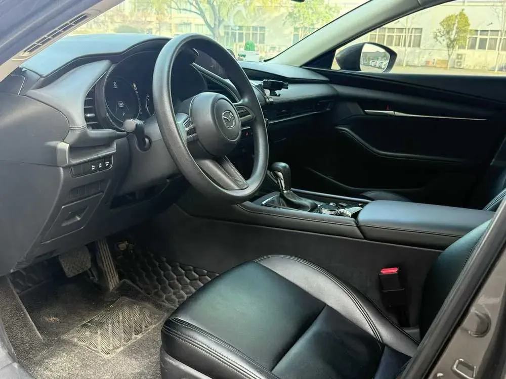 2020 Mazda 3 Axela 1.5L 117HP L4 6AT,autocango,china used car exporter,china ev exporter,chinese used car exporter,chinese used ev exporter