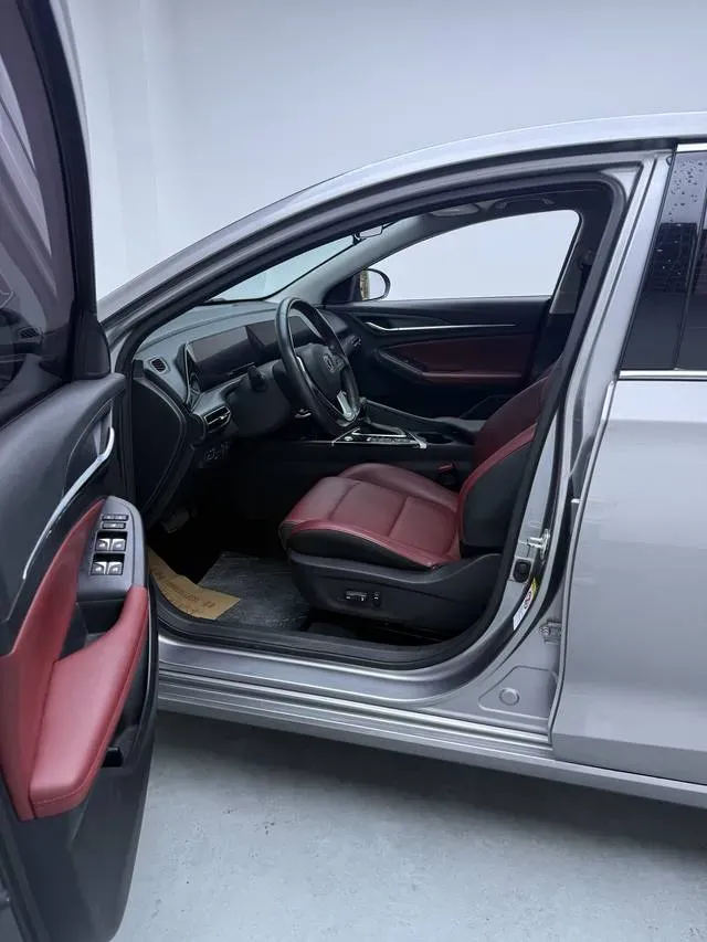 2020 ChangAn Eado 1.4T 158HP L4 7DCT,autocango,china used car exporter,china ev exporter,chinese used car exporter,chinese used ev exporter