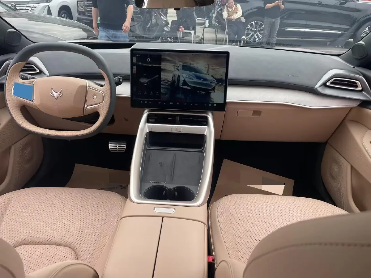 2024 ARCFOX αT5 BEV 79.2KWH,autocango,china used car exporter,china ev exporter,chinese used car exporter,chinese used ev exporter