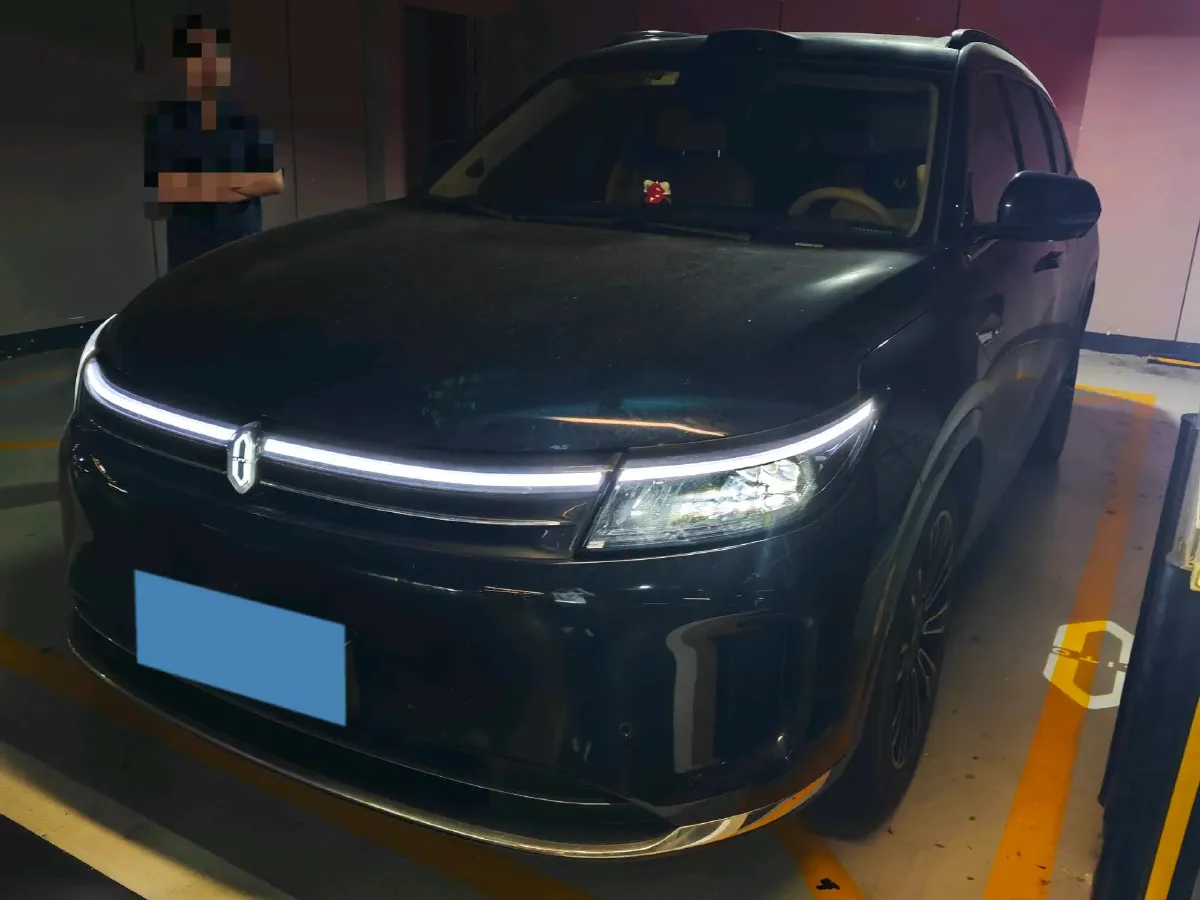 2024 AITO AITO M7 1.5T 152HP L4 REEV 42KWH,autocango,china used car exporter,china ev exporter,chinese used car exporter,chinese used ev exporter