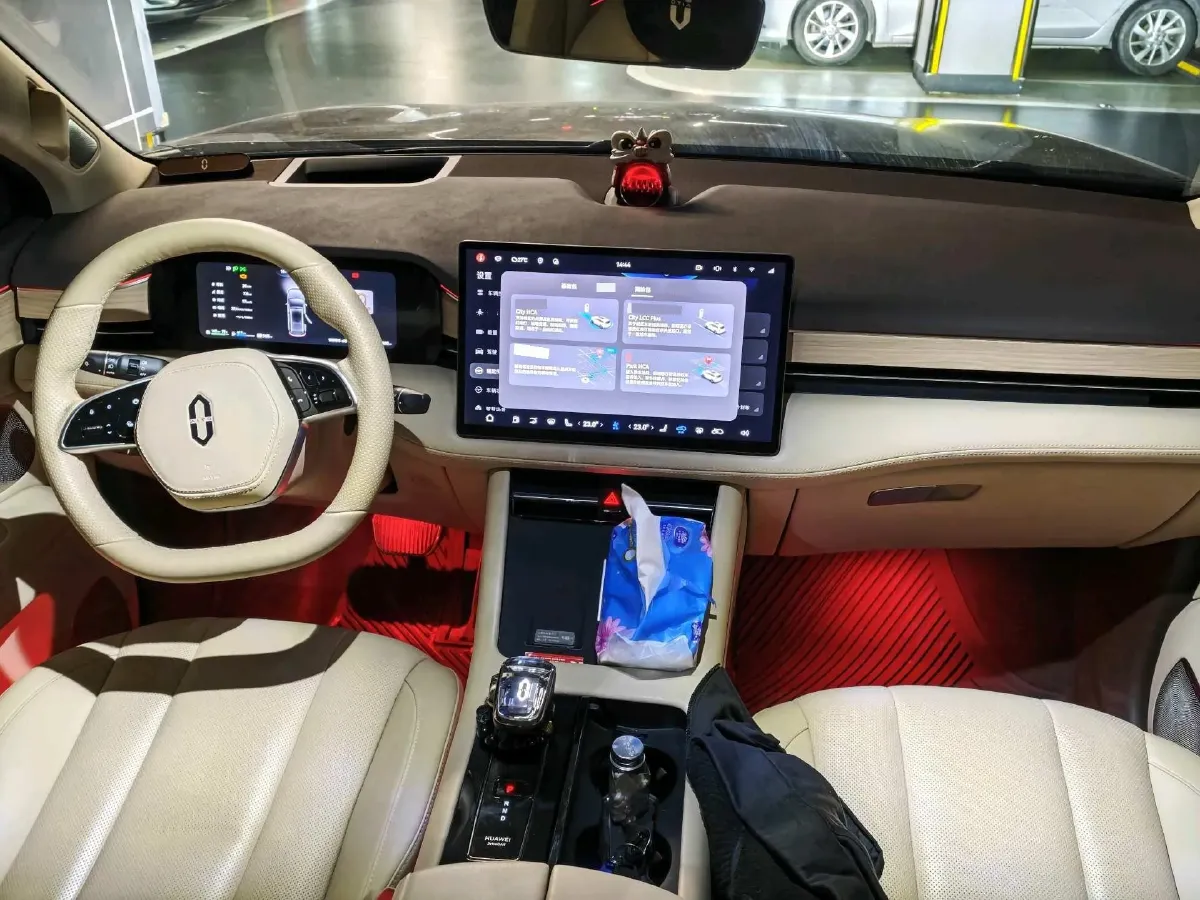 2024 AITO AITO M7 1.5T 152HP L4 REEV 42KWH,autocango,china used car exporter,china ev exporter,chinese used car exporter,chinese used ev exporter