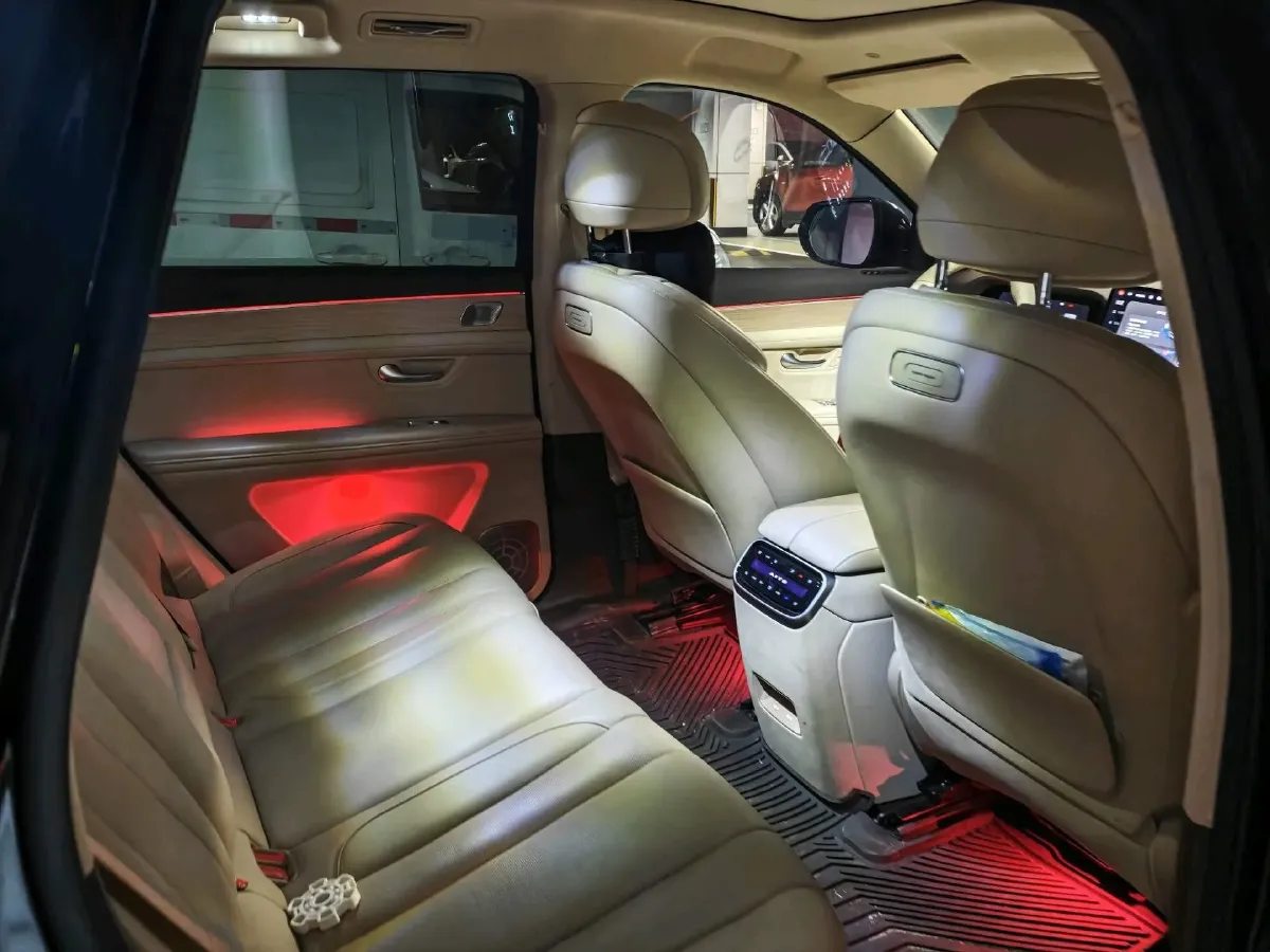 2024 AITO AITO M7 1.5T 152HP L4 REEV 42KWH,autocango,china used car exporter,china ev exporter,chinese used car exporter,chinese used ev exporter