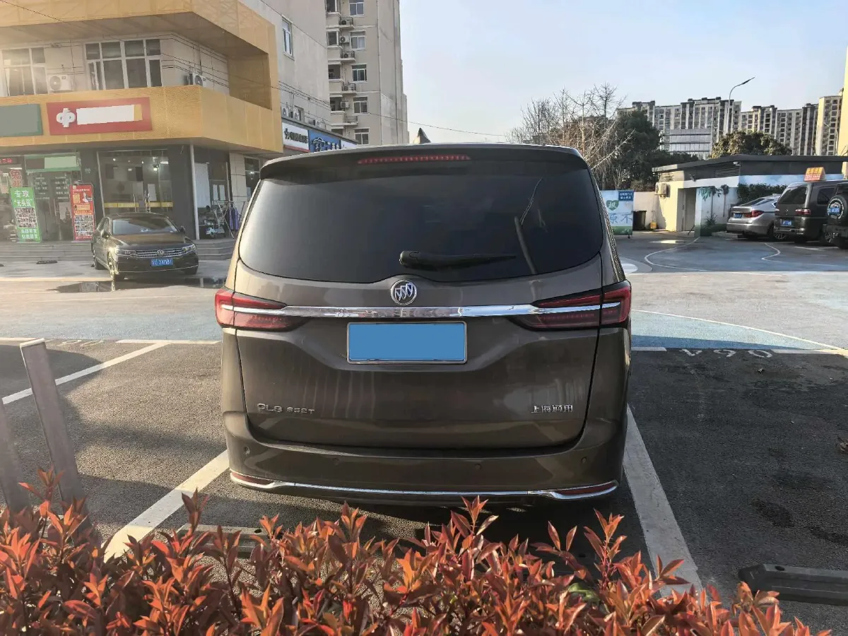 2023 Buick GL8 2.0T 237HP L4 9AT,autocango,china used car exporter,china ev exporter,chinese used car exporter,chinese used ev exporter