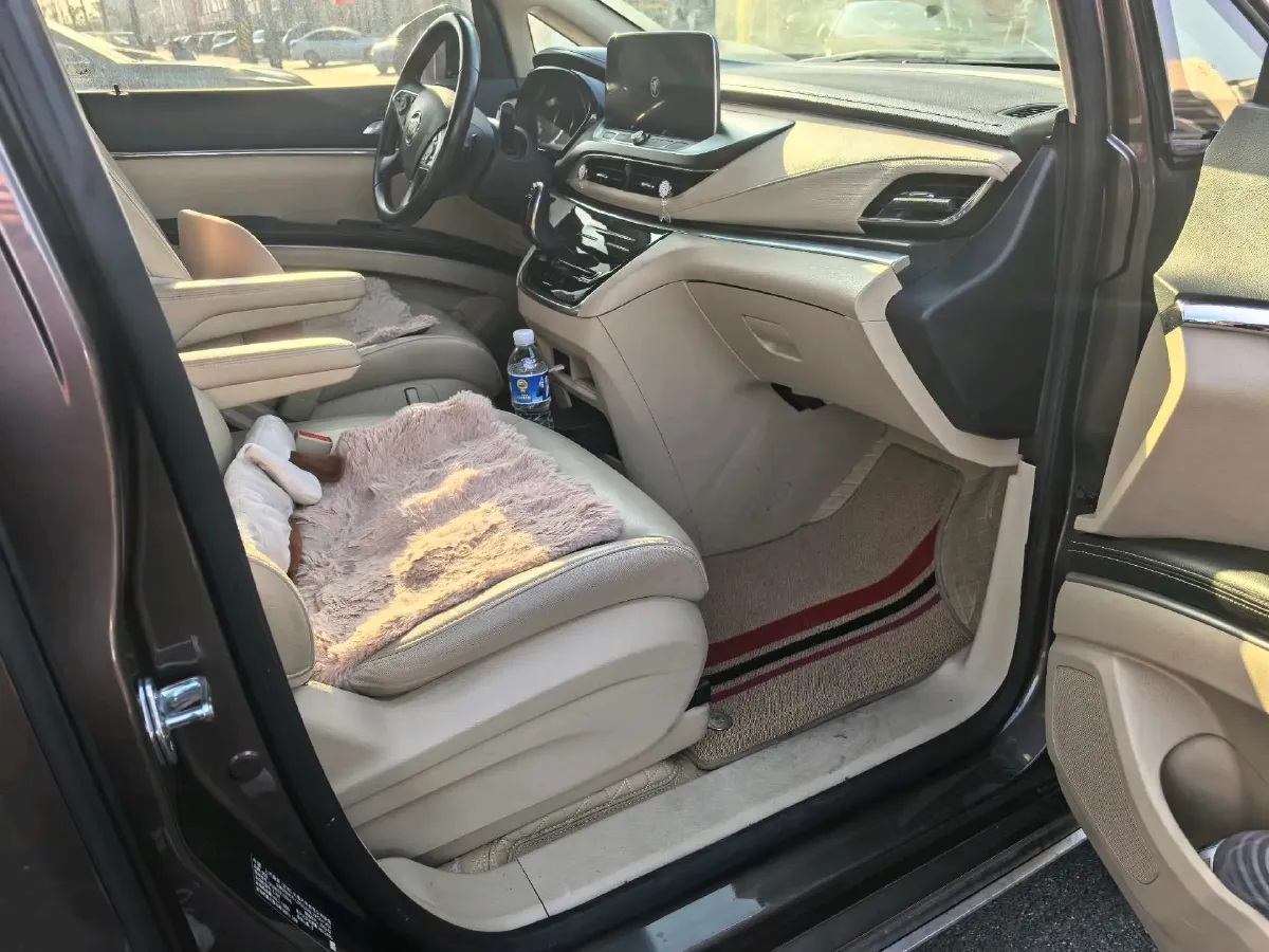 2023 Buick GL8 2.0T 237HP L4 9AT,autocango,china used car exporter,china ev exporter,chinese used car exporter,chinese used ev exporter