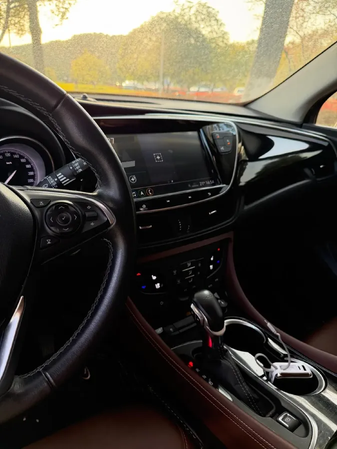 2020 Buick EnvisionPlus 1.5T 169HP L4 7DCT,autocango,china used car exporter,china ev exporter,chinese used car exporter,chinese used ev exporter