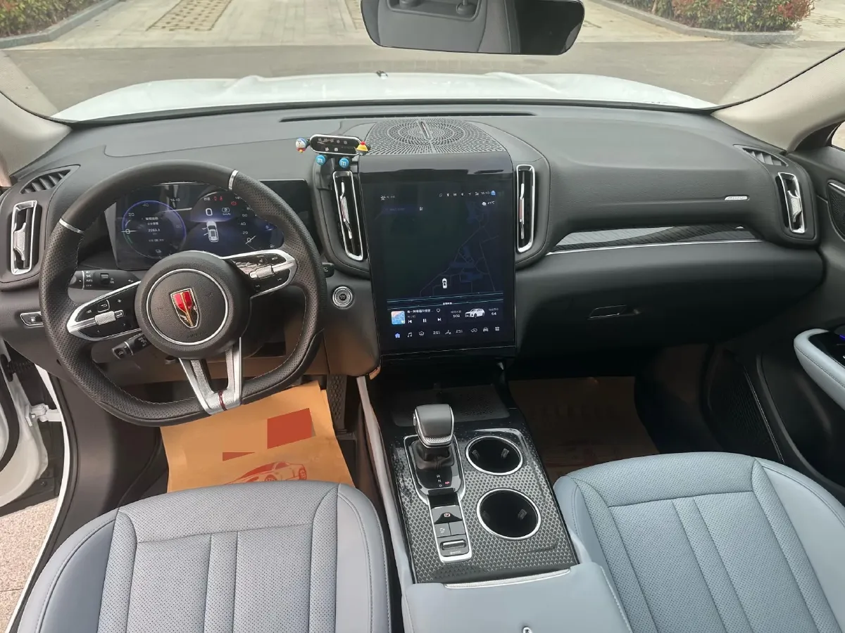 2024 HongQi HS3 1.5T 169HP L4 1DHT PHEV 18.4KWH,autocango,china used car exporter,china ev exporter,chinese used car exporter,chinese used ev exporter