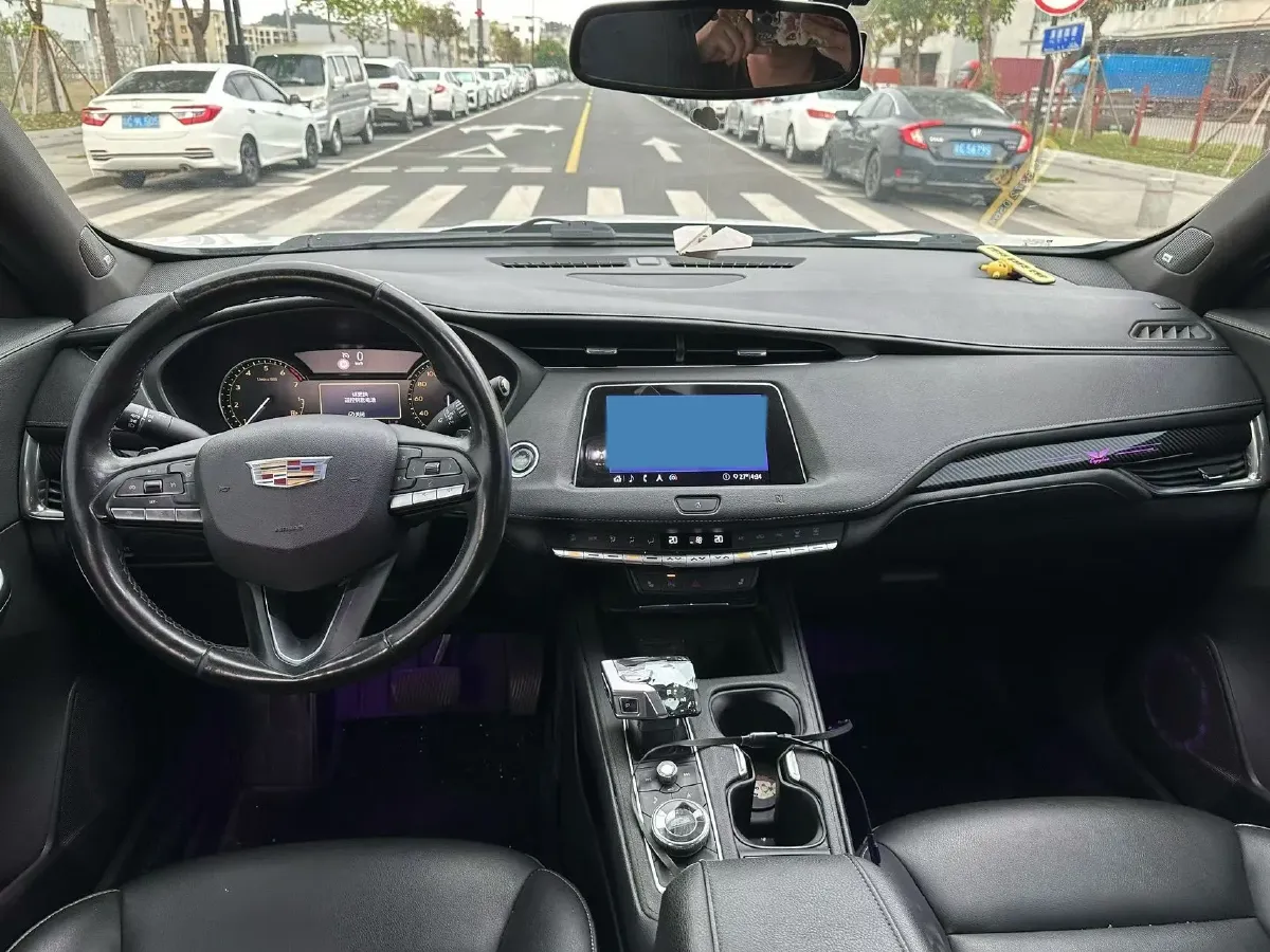 2020 Cadillac XT4 2.0T 241HP L4 9AT,autocango,china used car exporter,china ev exporter,chinese used car exporter,chinese used ev exporter