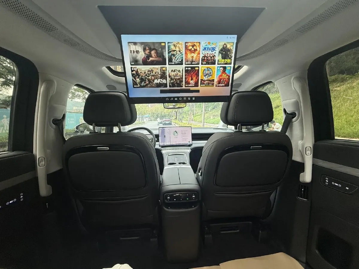 2024 Xpeng X9 BEV 101.5KWH,autocango,china used car exporter,china ev exporter,chinese used car exporter,chinese used ev exporter