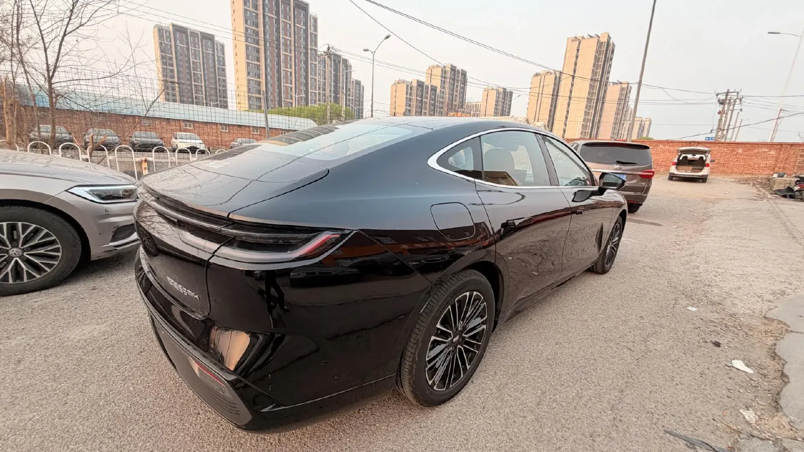 2025 Geely Galaxy Starshine 8 1.5L 112HP L4 1DHT PHEV,autocango,china used car exporter,china ev exporter,chinese used car exporter,chinese used ev exporter