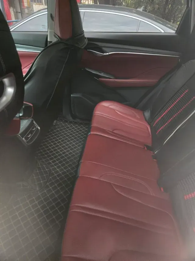 2022 ChangAn CS75 Plus 1.5T 178HP L4 6AT,autocango,china used car exporter,china ev exporter,chinese used car exporter,chinese used ev exporter