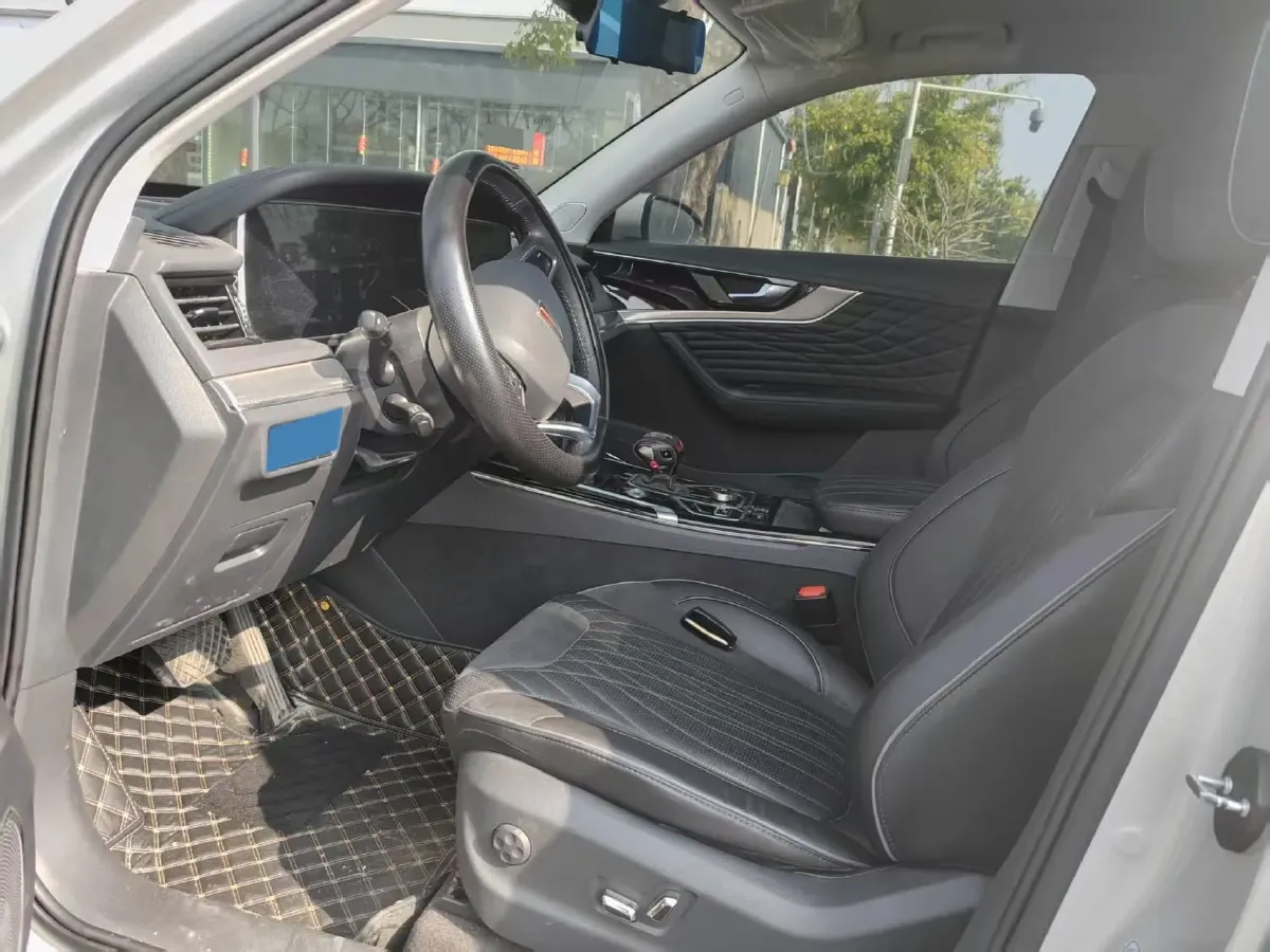 2022 HongQi HS5 2.0T 224HP L4 6AT,autocango,china used car exporter,china ev exporter,chinese used car exporter,chinese used ev exporter