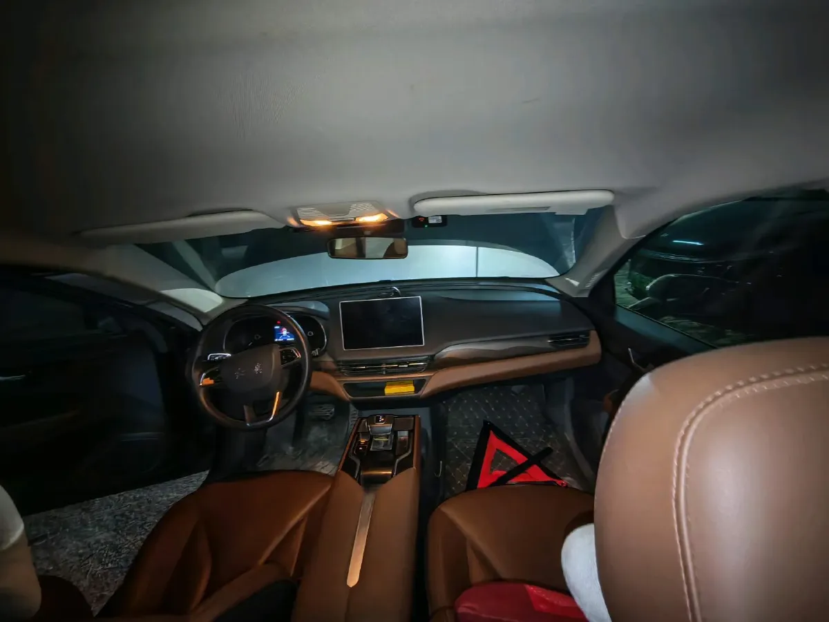 2022 HongQi E-QM5 BEV 56KWH,autocango,china used car exporter,china ev exporter,chinese used car exporter,chinese used ev exporter