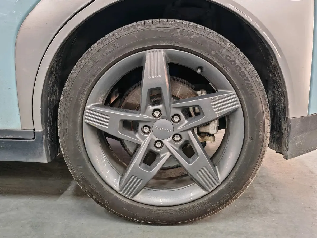 2022 Geely Okavango 1.8T 184HP L4 7DCT,autocango,china used car exporter,china ev exporter,chinese used car exporter,chinese used ev exporter