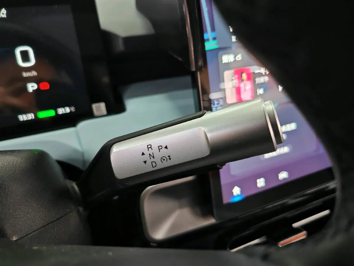 2022 Geely Okavango 1.8T 184HP L4 7DCT,autocango,china used car exporter,china ev exporter,chinese used car exporter,chinese used ev exporter