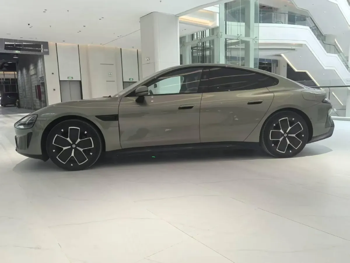 2024 MI SU7 BEV 73.6KWH,autocango,china used car exporter,china ev exporter,chinese used car exporter,chinese used ev exporter