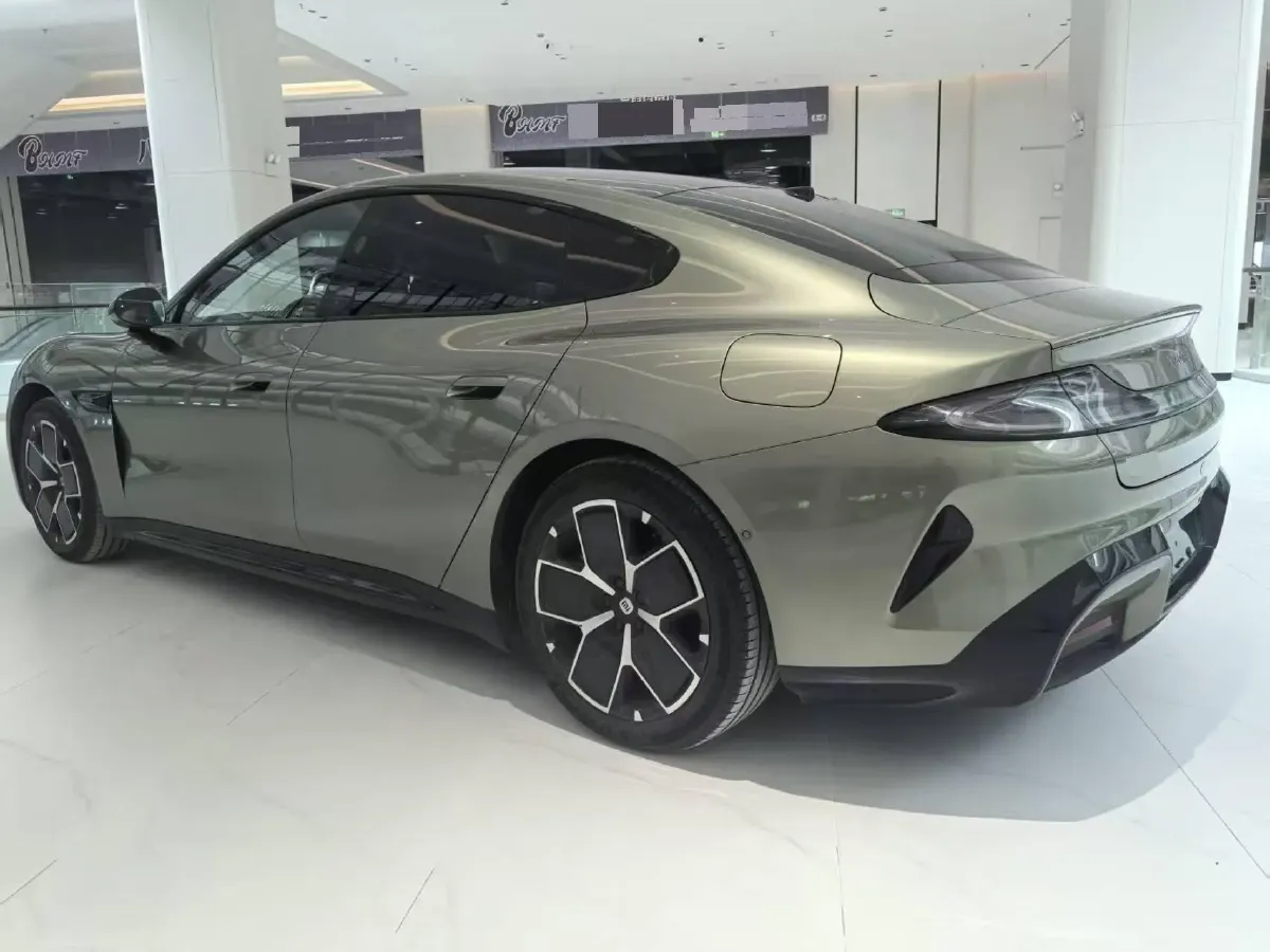 2024 MI SU7 BEV 73.6KWH,autocango,china used car exporter,china ev exporter,chinese used car exporter,chinese used ev exporter