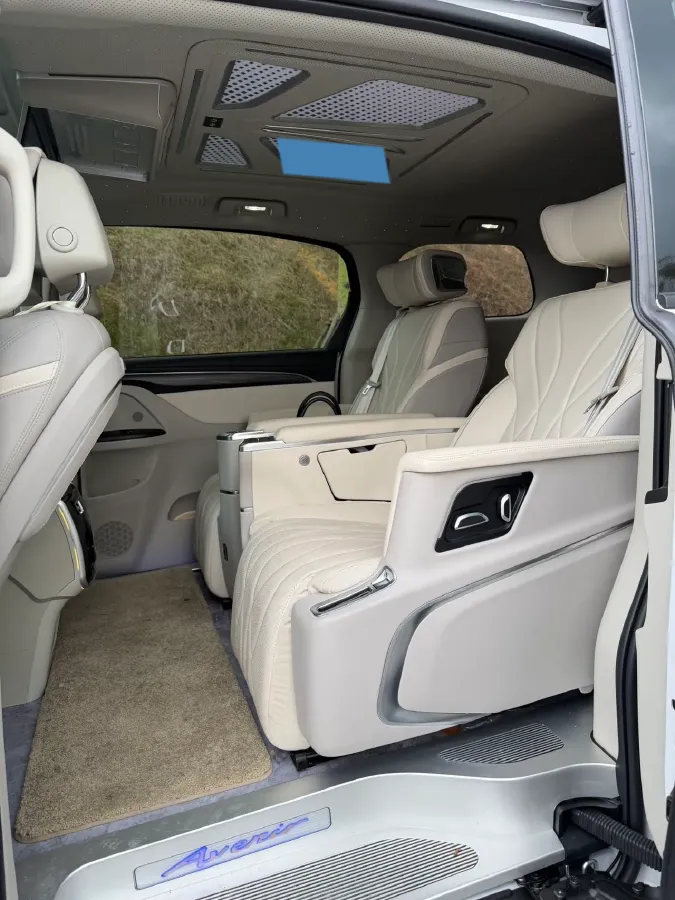 2023 Buick GL8 2.0T 237HP L4 9AT,autocango,china used car exporter,china ev exporter,chinese used car exporter,chinese used ev exporter