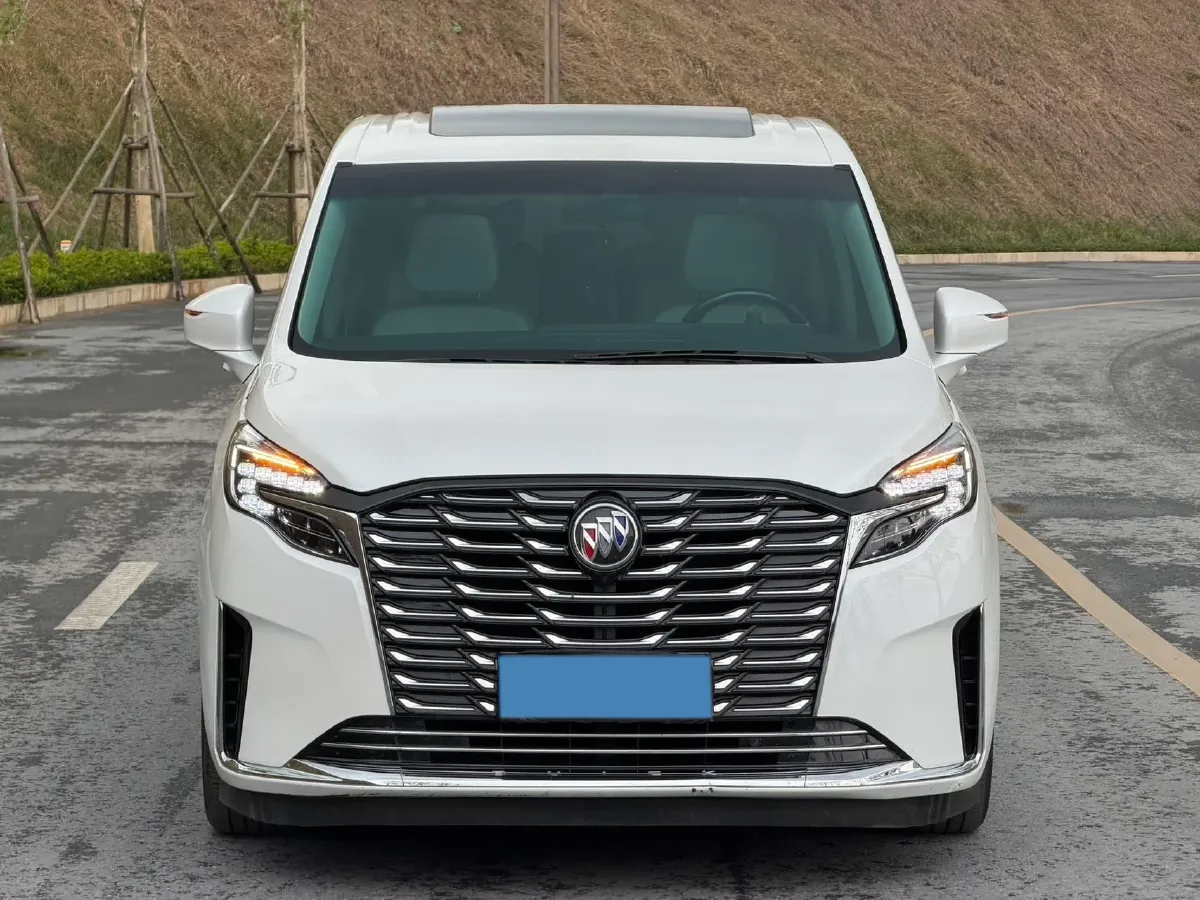 2023 Buick GL8 2.0T 237HP L4 9AT,autocango,china used car exporter,china ev exporter,chinese used car exporter,chinese used ev exporter