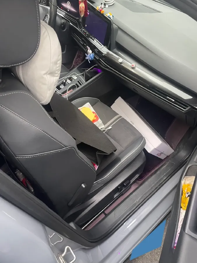 2023 Volkswagen Golf 1.4T 150HP L4 7DCT,autocango,china used car exporter,china ev exporter,chinese used car exporter,chinese used ev exporter