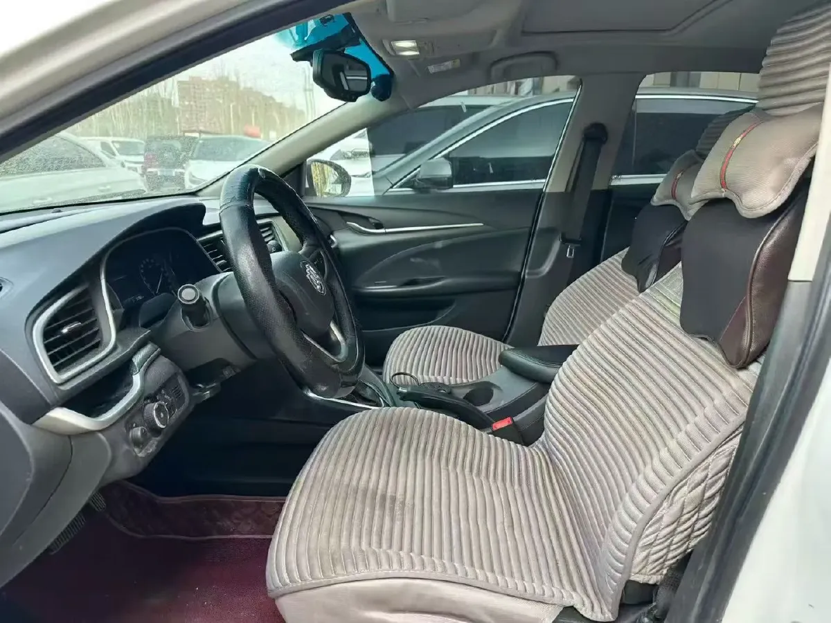 2019 Buick GL6 1.3T 163HP L3 6AT,autocango,china used car exporter,china ev exporter,chinese used car exporter,chinese used ev exporter