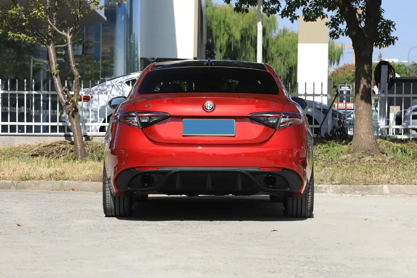 2022 BMW 8 Series 3.0T 333HP L6 8AT,autocango,china used car exporter,china ev exporter,chinese used car exporter,chinese used ev exporter