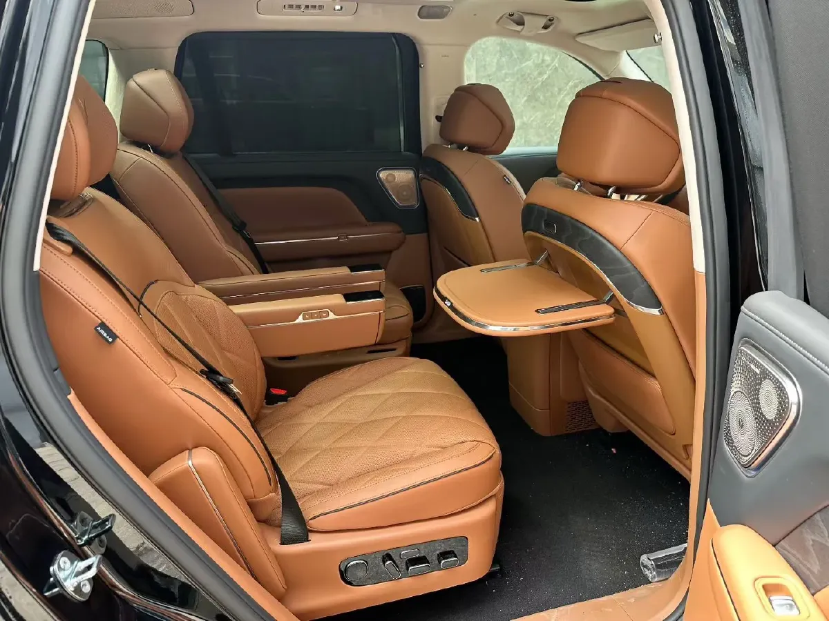 2026 Voyah 9L 1.5T 150HP L4 PHEV,autocango,china used car exporter,china ev exporter,chinese used car exporter,chinese used ev exporter