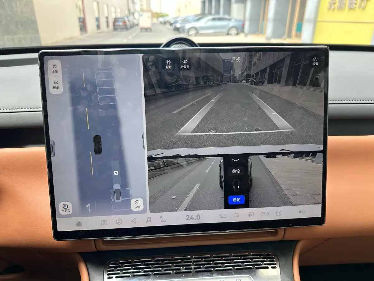 2026 Voyah 9L 1.5T 150HP L4 PHEV,autocango,china used car exporter,china ev exporter,chinese used car exporter,chinese used ev exporter