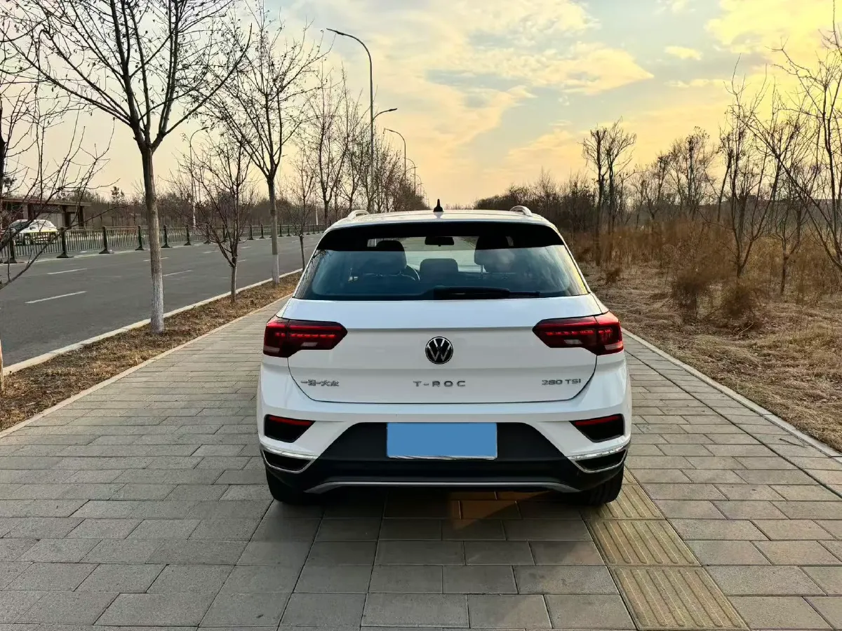 2022 Volkswagen T-Roc 1.4T 150HP L4 7DCT,autocango,china used car exporter,china ev exporter,chinese used car exporter,chinese used ev exporter