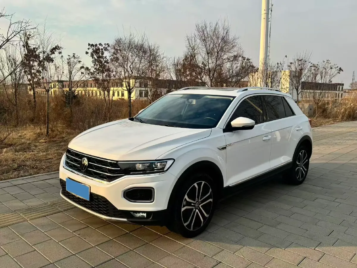 2022 Volkswagen T-Roc 1.4T 150HP L4 7DCT,autocango,china used car exporter,china ev exporter,chinese used car exporter,chinese used ev exporter