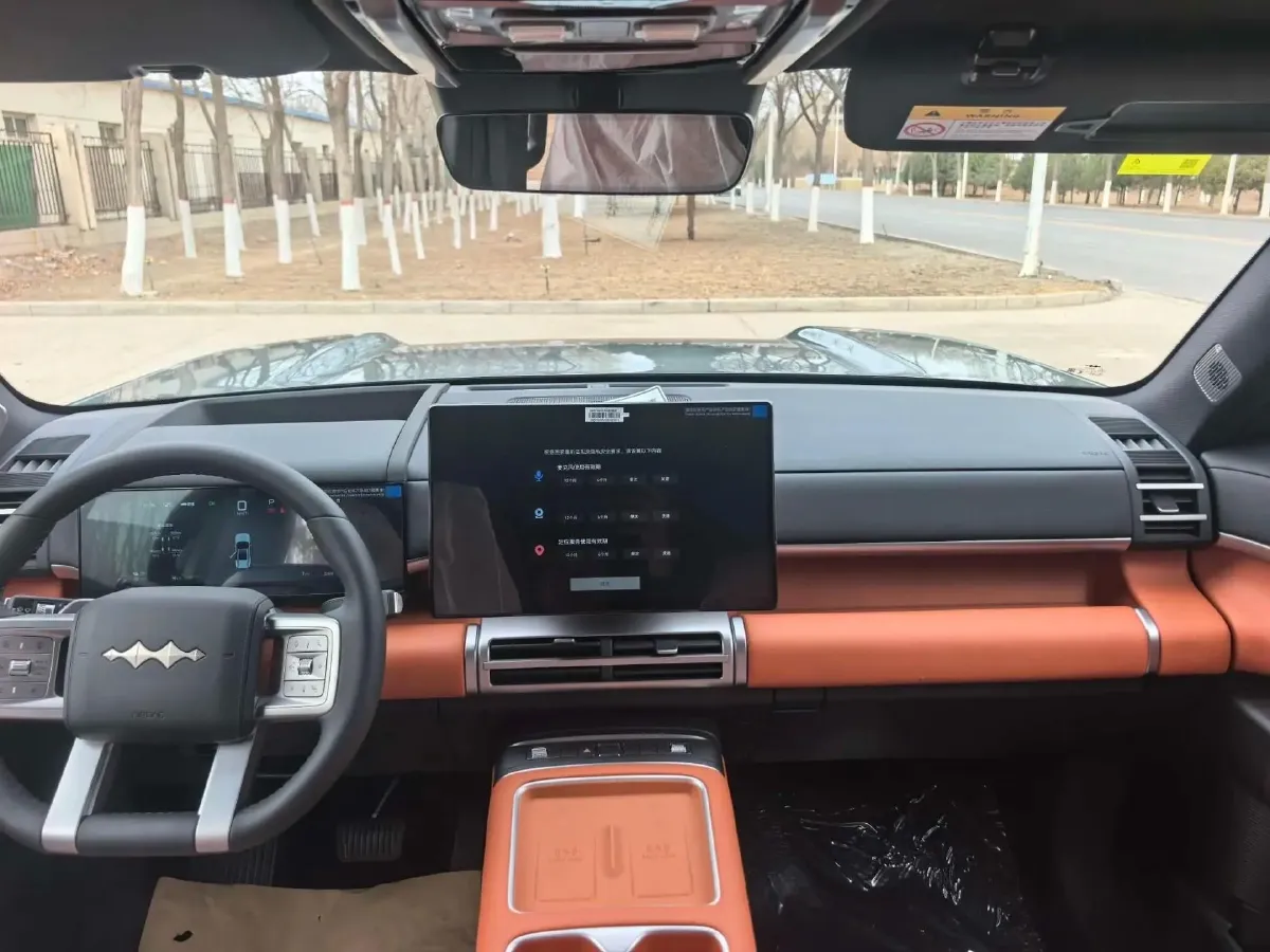 2025 FangChengBao Tai 7 1.5T 156HP L4 E-CVT PHEV,autocango,china used car exporter,china ev exporter,chinese used car exporter,chinese used ev exporter