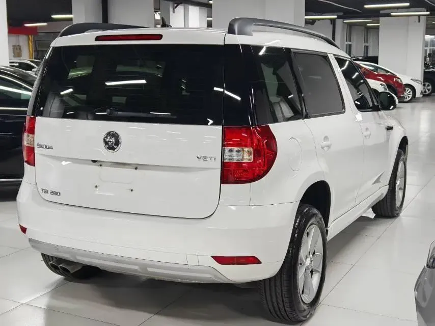 2017 Skoda Yeti 1.4T 150HP L4 7DCT,autocango,china used car exporter,china ev exporter,chinese used car exporter,chinese used ev exporter