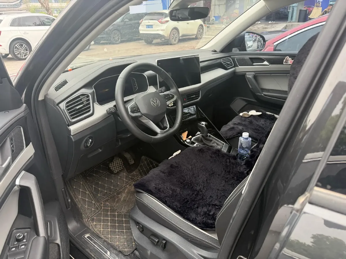 2024 Volkswagen Tayron 2.0T 186HP L4 7DCT,autocango,china used car exporter,china ev exporter,chinese used car exporter,chinese used ev exporter