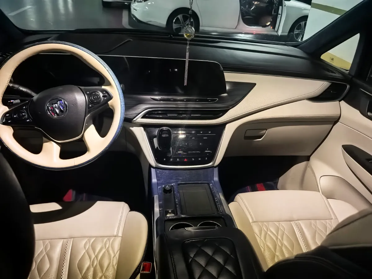 2020 Buick GL8 2.0T 237HP L4 9AT,autocango,china used car exporter,china ev exporter,chinese used car exporter,chinese used ev exporter