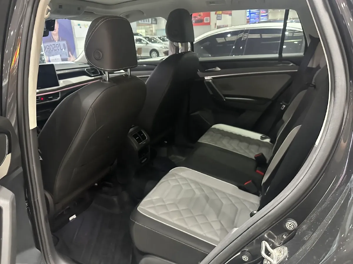2023 Volkswagen Tayron 1.5T 160HP L4 7DCT,autocango,china used car exporter,china ev exporter,chinese used car exporter,chinese used ev exporter