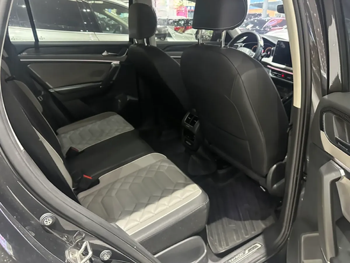 2023 Volkswagen Tayron 1.5T 160HP L4 7DCT,autocango,china used car exporter,china ev exporter,chinese used car exporter,chinese used ev exporter