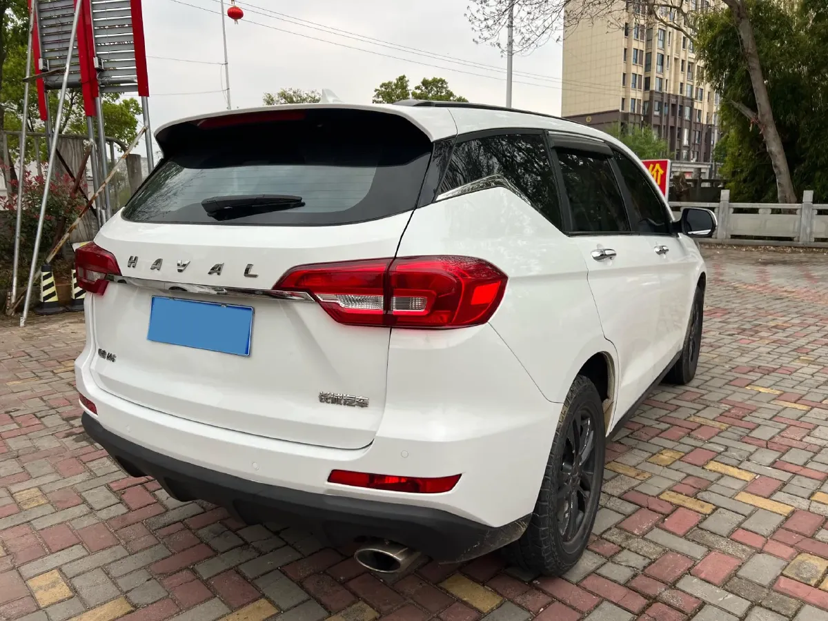 2019 Haval M6 1.5T 150HP L4 7DCT,autocango,china used car exporter,china ev exporter,chinese used car exporter,chinese used ev exporter