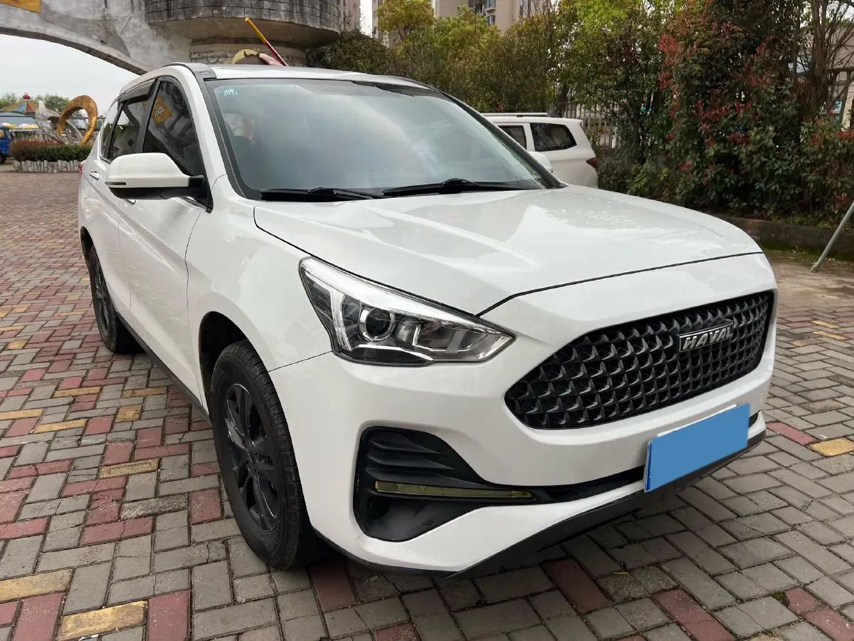 2019 Haval M6 1.5T 150HP L4 7DCT,autocango,china used car exporter,china ev exporter,chinese used car exporter,chinese used ev exporter