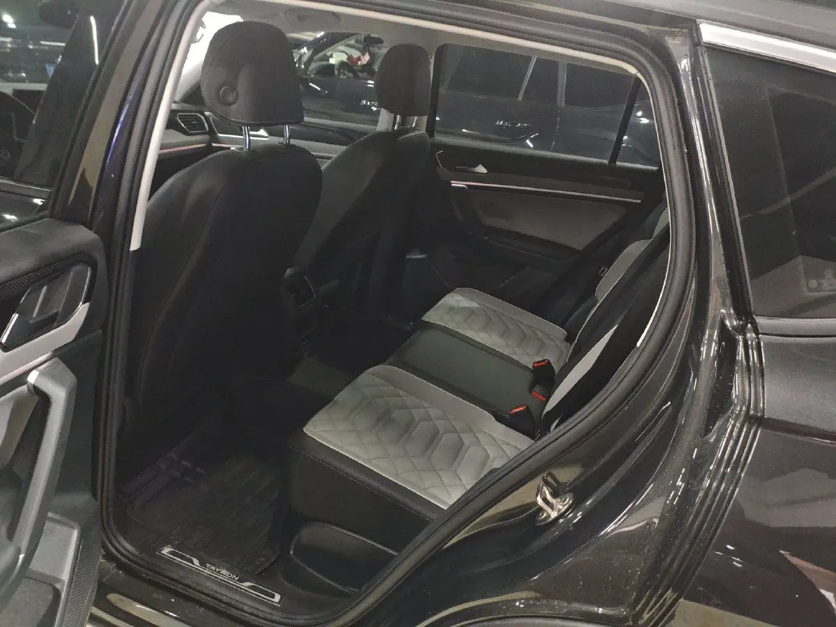 2023 Volkswagen Tayron 1.4T 150HP L4 7DCT,autocango,china used car exporter,china ev exporter,chinese used car exporter,chinese used ev exporter