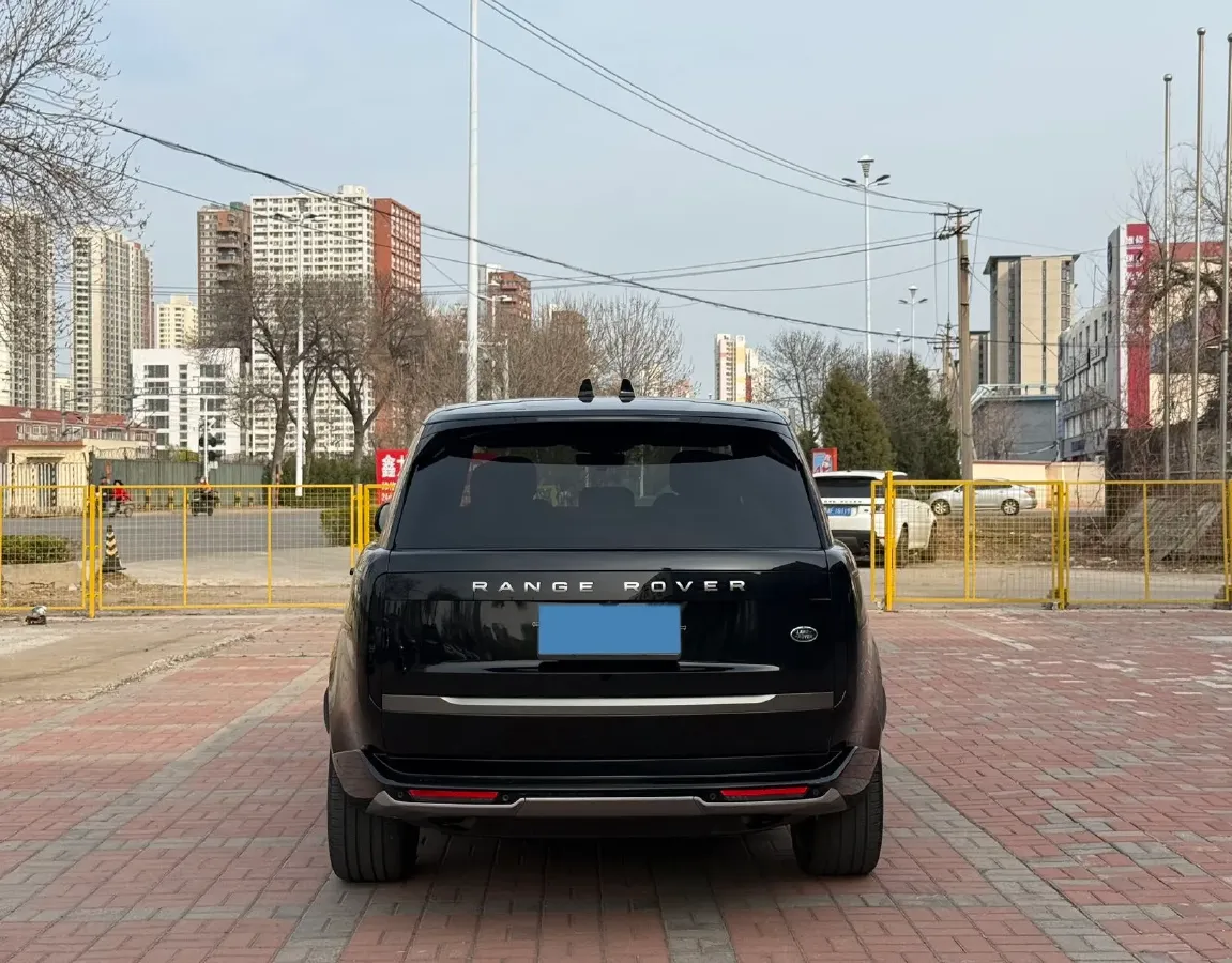 2025 Land Rover Range Rover 3.0T 400HP L6 8AT,autocango,china used car exporter,china ev exporter,chinese used car exporter,chinese used ev exporter