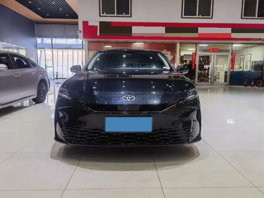 2024 Toyota Camry 2.0L 152HP L4 E-CVT Hybrid,autocango,china used car exporter,china ev exporter,chinese used car exporter,chinese used ev exporter