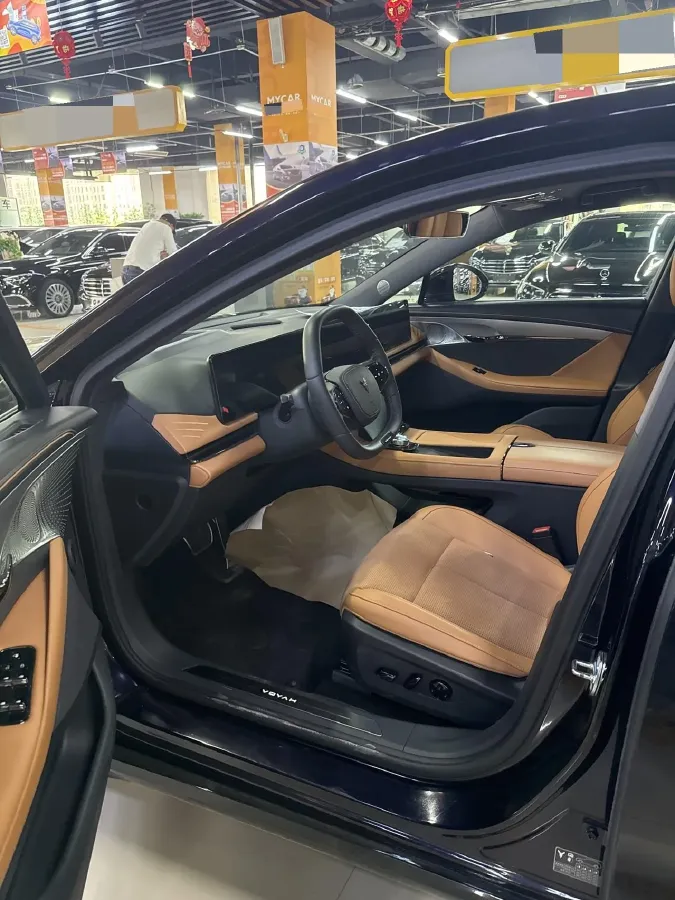 2024 Voyah ZhuiGuang 1.5T 136HP L4 PHEV 43KWH,autocango,china used car exporter,china ev exporter,chinese used car exporter,chinese used ev exporter