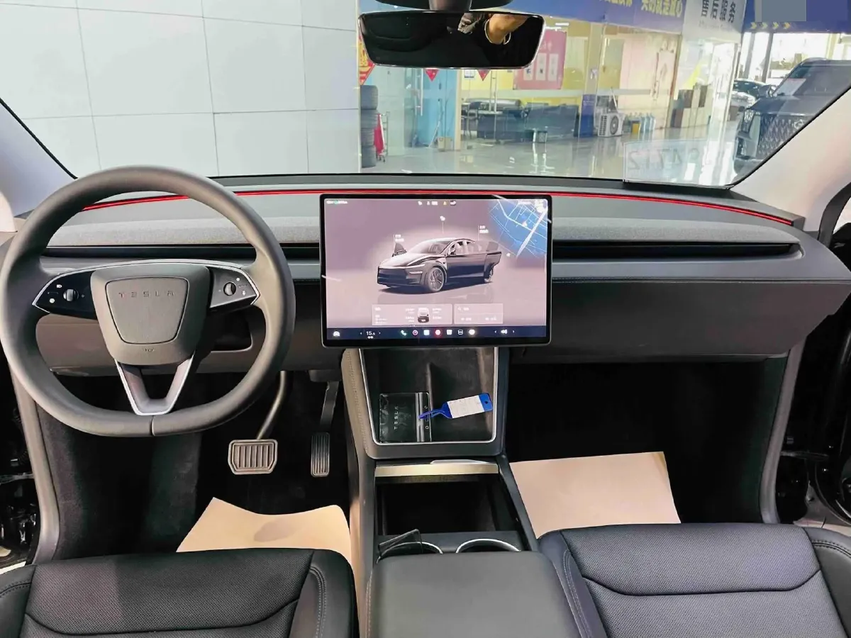 2025 Tesla Model Y BEV 62.5KWH,autocango,china used car exporter,china ev exporter,chinese used car exporter,chinese used ev exporter