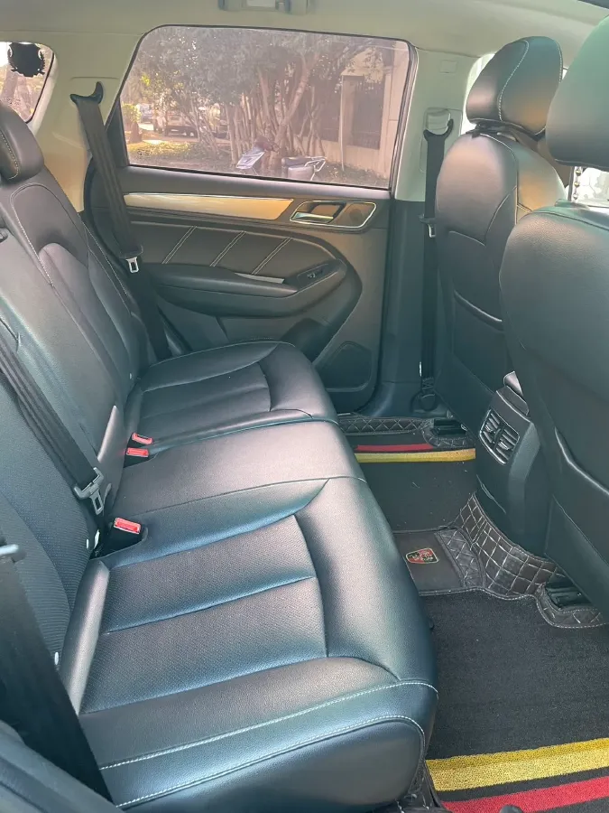 2019 Roewe i6 1.5T 169HP L4 7DCT,autocango,china used car exporter,china ev exporter,chinese used car exporter,chinese used ev exporter